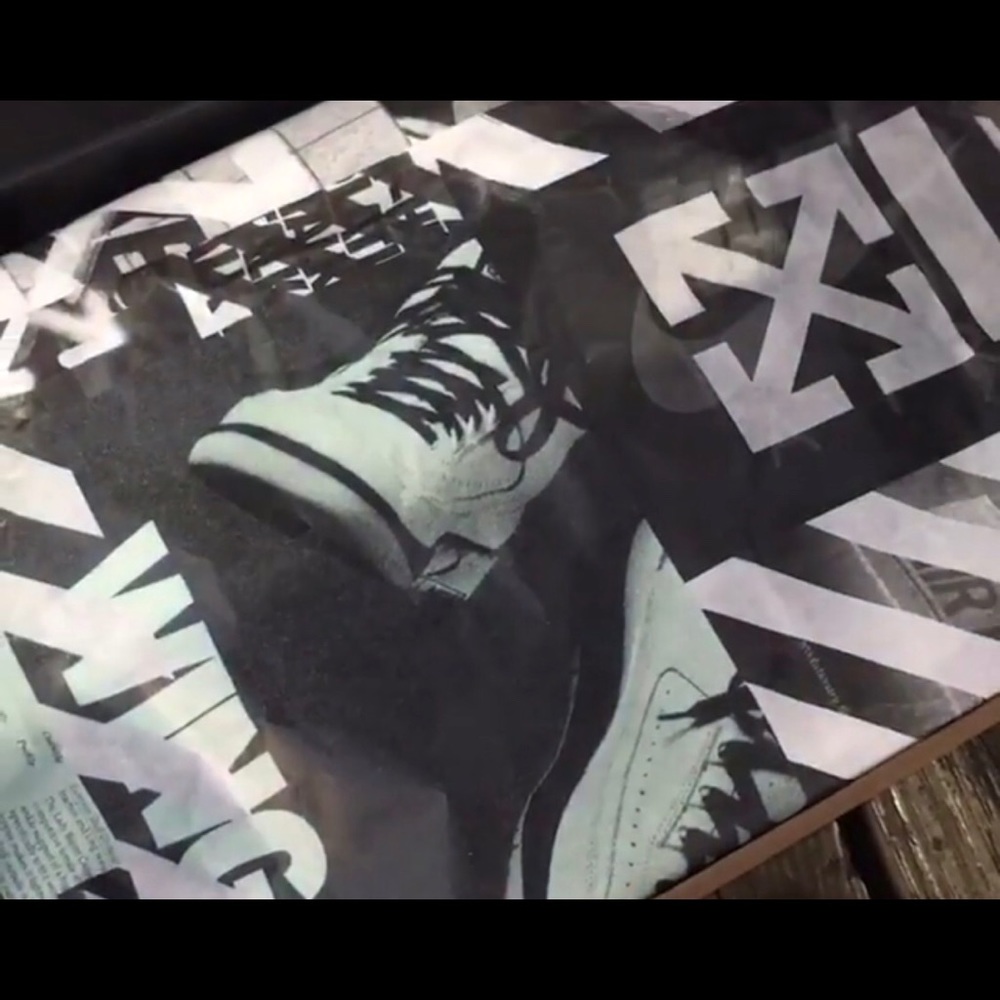 Off white - Picture 7 of 8